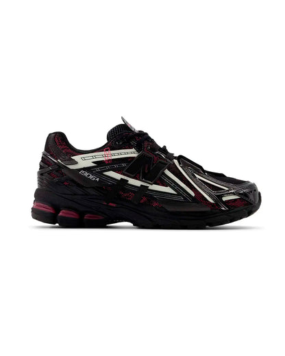 NEW BALANCE 1906A BLACK/DRAGON FRUIT/WHITE