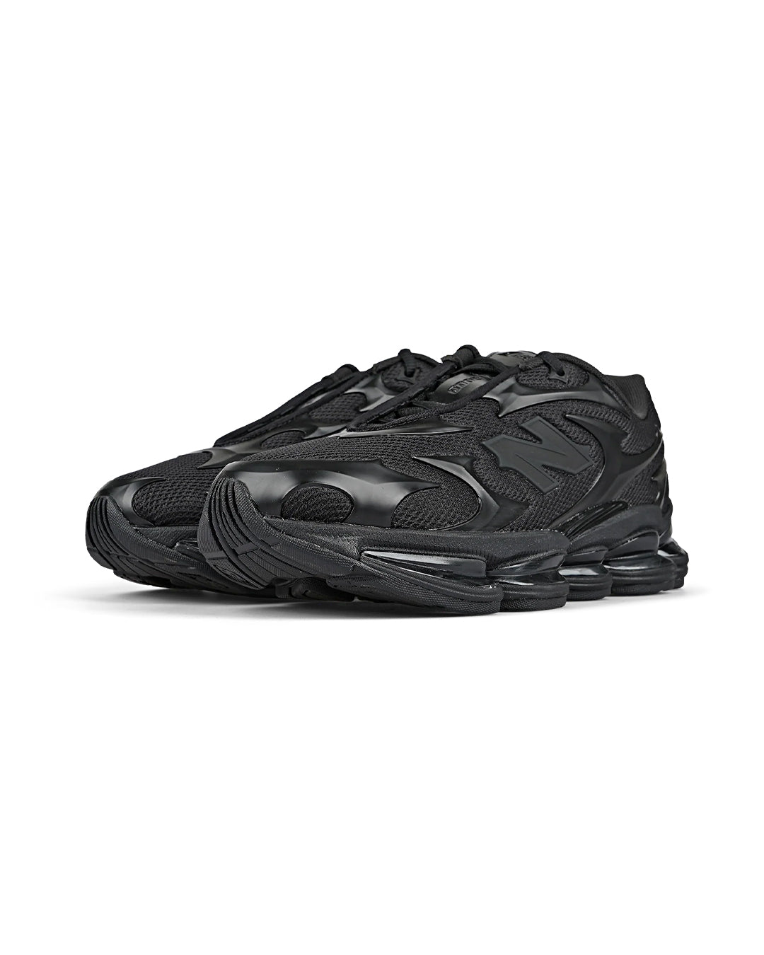 NEW BALANCE 2000 BLACK METALLIC HOMBRE