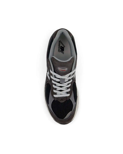 NEW BALANCE 2002R BLACK CEMENT/BALCK HOMBRE