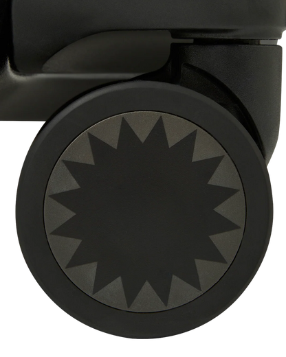 EQUIPAJE DE MANO SPRAYGROUND BLACK AND WHITE DRIP CHECK SHARK