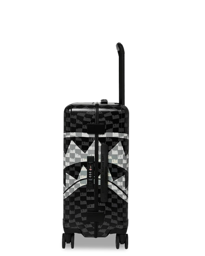 EQUIPAJE DE MANO SPRAYGROUND BLACK AND WHITE DRIP CHECK SHARK