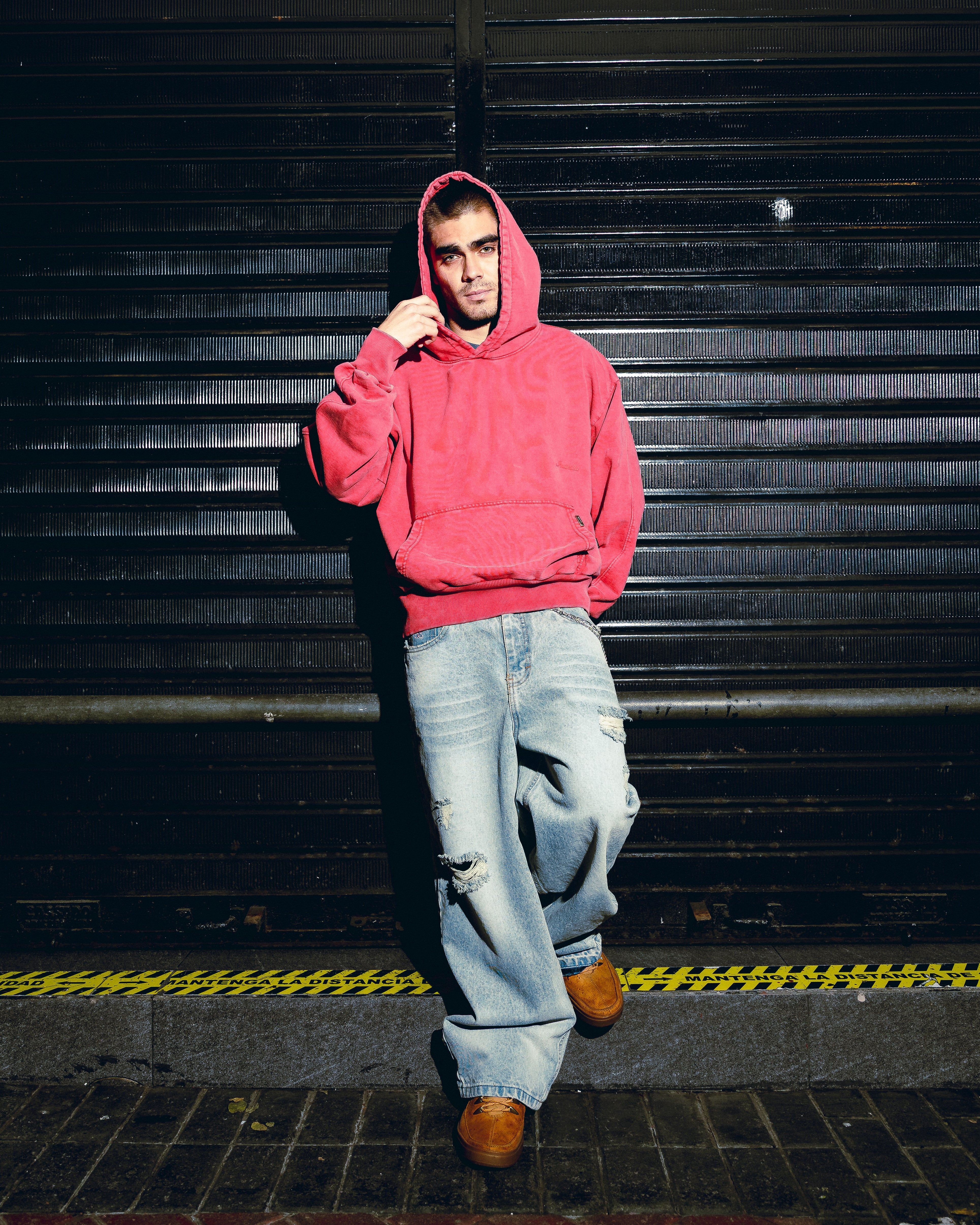 INTIKILLA ESSENTIALS RED HOODIE