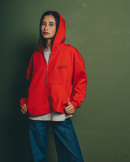 MOMNTS CREATIVE RED ZIPPER HODDIE