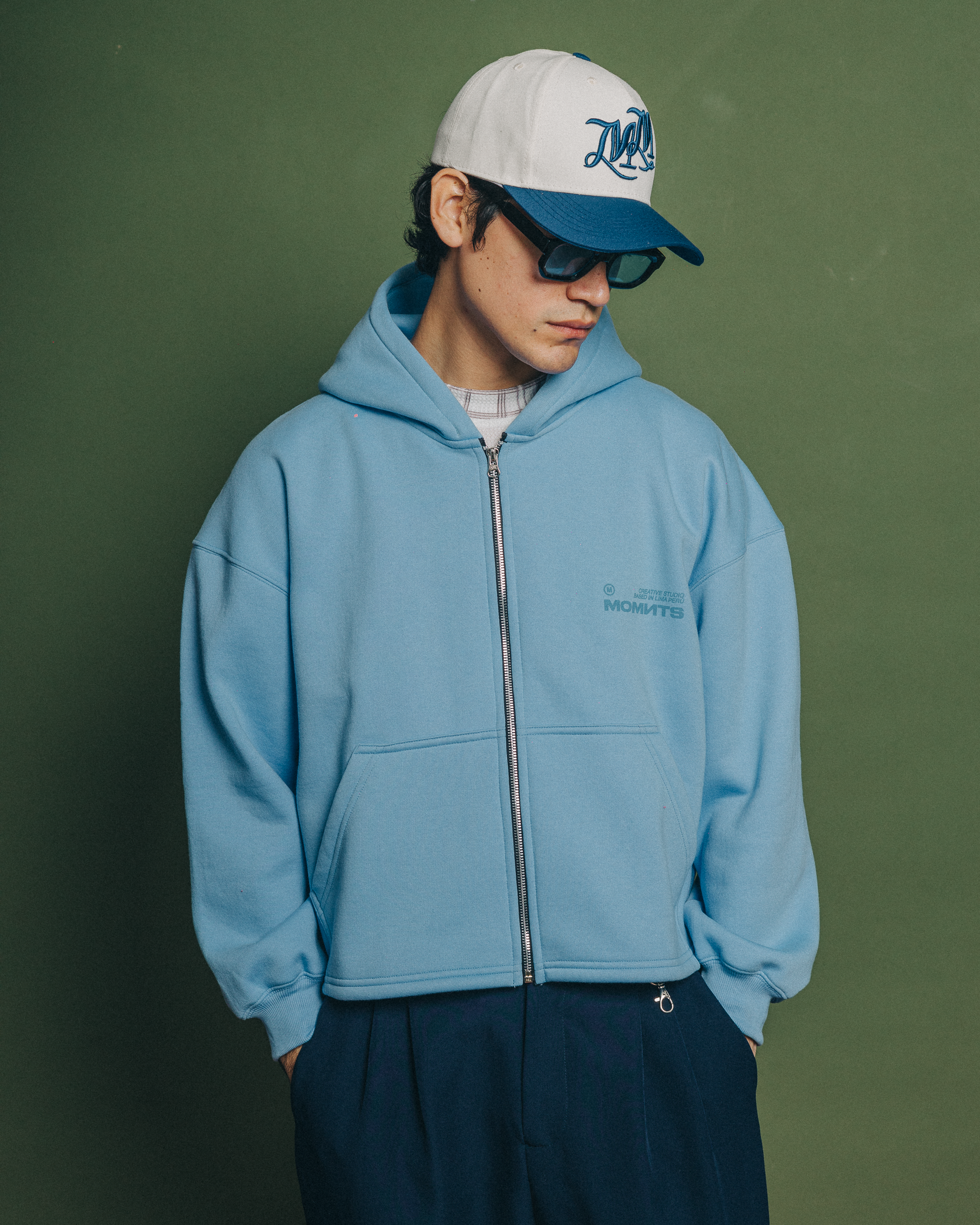 MOMNTS CREATIVE SKY BLUE ZIPPER HOODIE