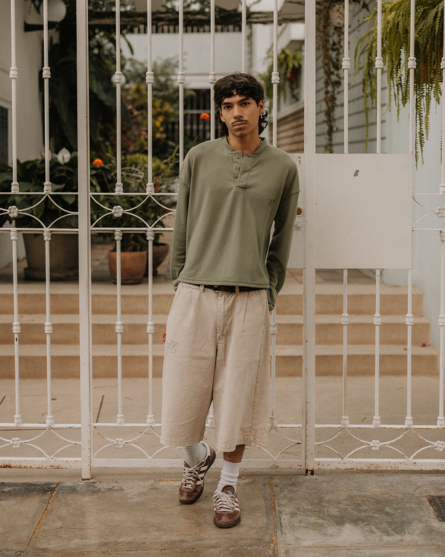 MOMNTS PISTACCIO HENLEY