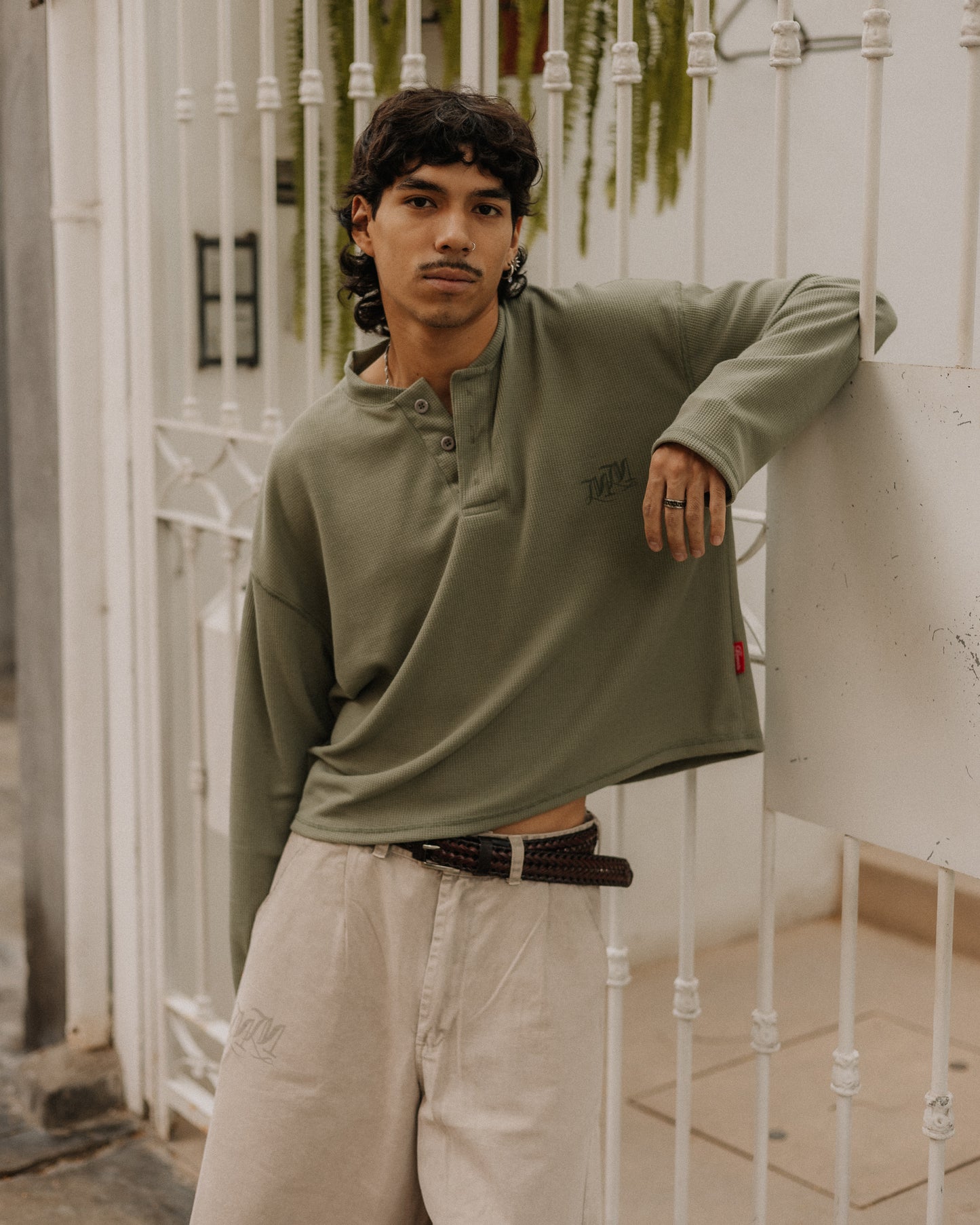 MOMNTS PISTACCIO HENLEY