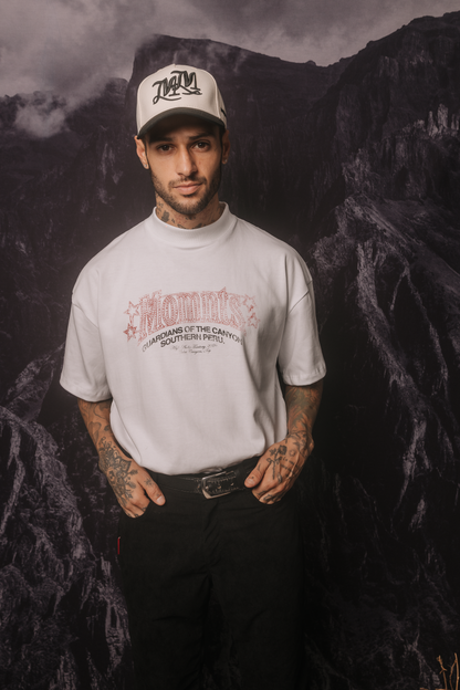 MOMNTS THE SILENT HUNTER T-SHIRT